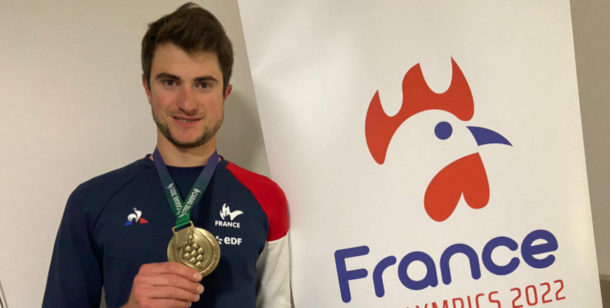Paul Servières-Bordes pose avec sa première médaille obtenue au Brésil le lundi 2 mai 2022. Paul Servières-Bordes pose avec sa première médaille obtenue au Brésil le lundi 2 mai 2022.
