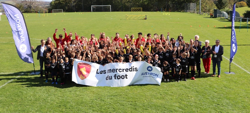 Sports : les filles du RAF entrent dans la partie des « Mercredis du foot » Sports : les filles du RAF entrent dans la partie des « Mercredis du foot »
