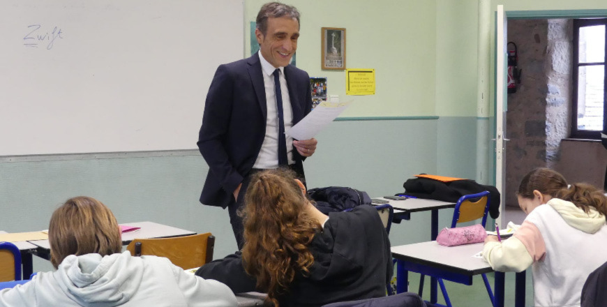 Le président Arnaud Viala a dicté le texte du concours 2023. Le président Arnaud Viala a dicté le texte du concours 2023.